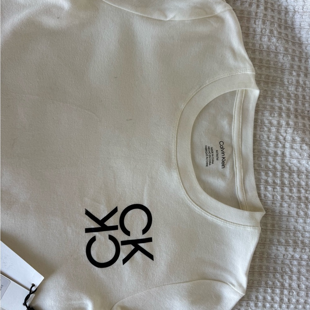 Calvin Klein Kids Cream Logo Tee - Picture 2 of 4